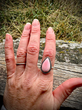 Load image into Gallery viewer, Pink Conch Ring
